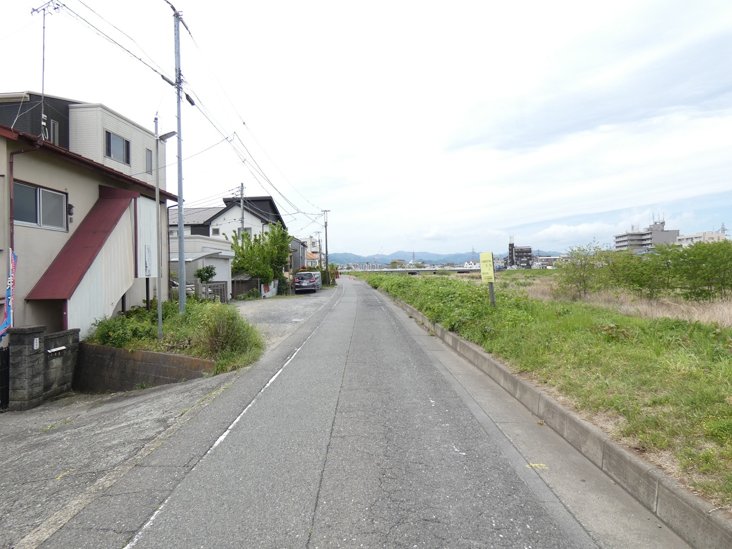 元横山町売地 - 公道　東側から撮影