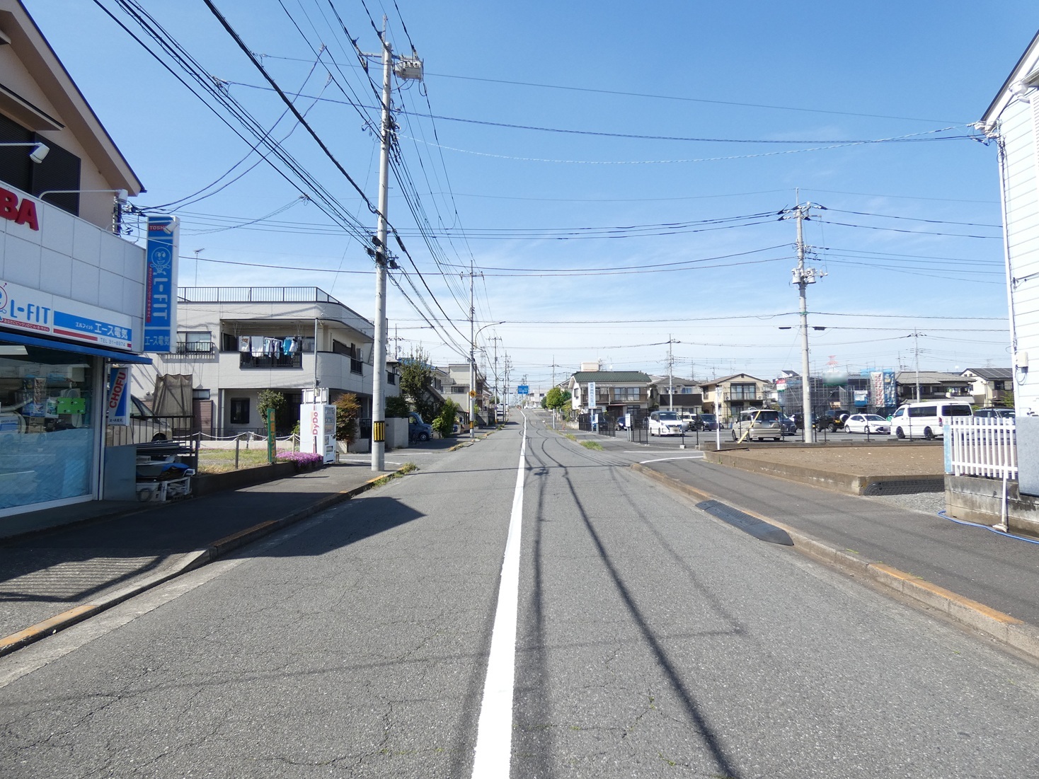 新町売地 - 西側接道（南側から撮影）